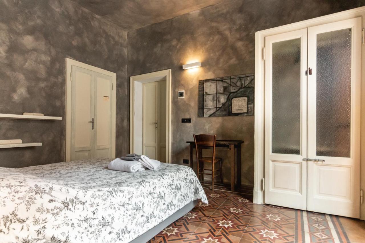 La Locanda Del Teatro Милан Экстерьер фото